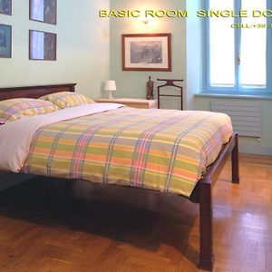 Camera con letto king size